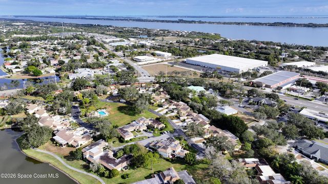 204 Country Club Drive, Melbourne, FL 32940