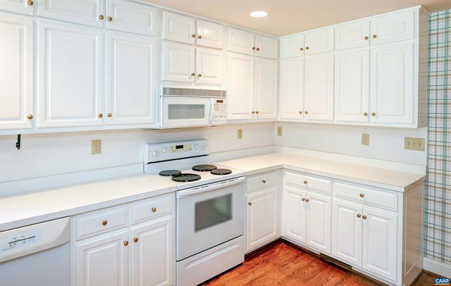 1512 BREMERTON LN, Keswick, VA 22947