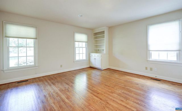 1512 BREMERTON LN, Keswick, VA 22947