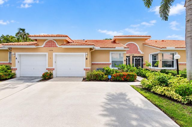 12598 Crystal Pointe Drive B, Boynton Beach, FL 33437