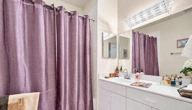12598 Crystal Pointe Drive B, Boynton Beach, FL 33437
