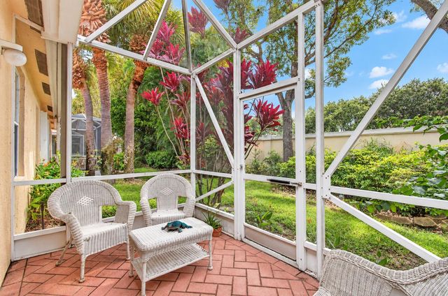 12598 Crystal Pointe Drive B, Boynton Beach, FL 33437