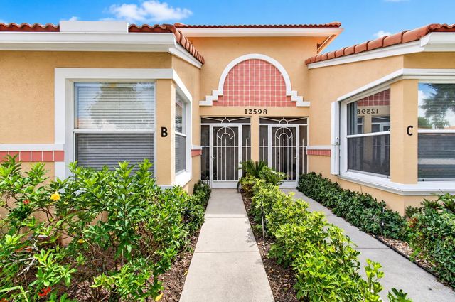 12598 Crystal Pointe Drive B, Boynton Beach, FL 33437