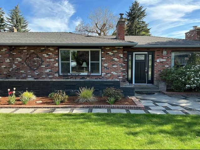 14720 E 14TH Ave, Spokane Valley, WA 99037