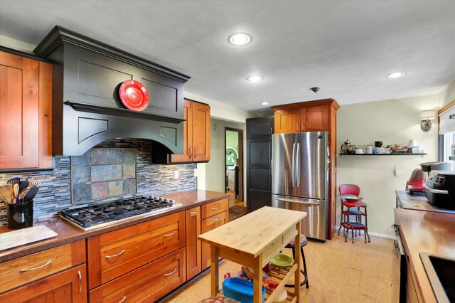 14720 E 14TH Ave, Spokane Valley, WA 99037