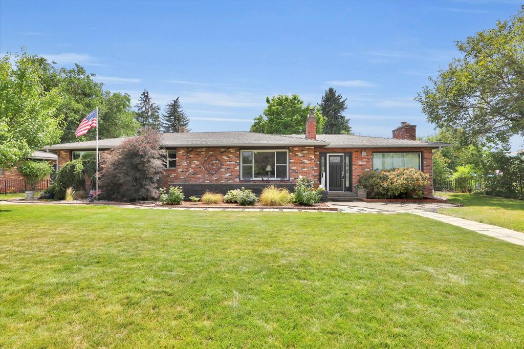 14720 E 14TH Ave, Spokane Valley, WA 99037