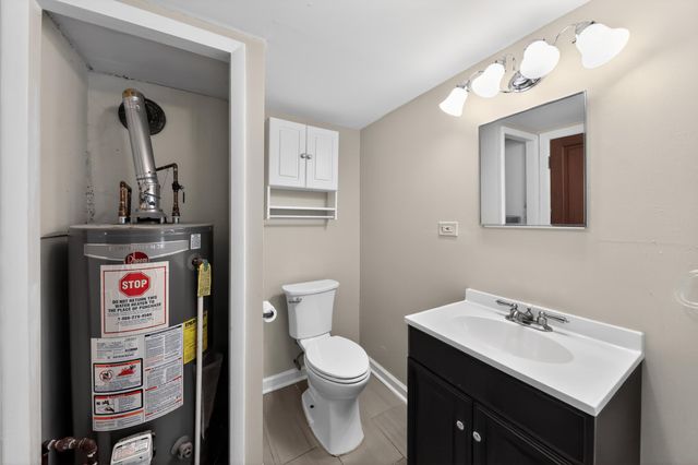 215 W 34th Street, Latonia, KY 41015