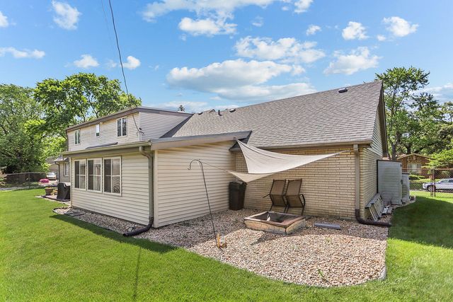 731 Schilling Drive, Dyer, IN 46311