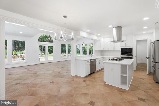 19114 OLD BALTIMORE RD, Brookeville, MD 20833