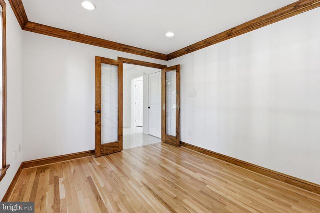 19114 OLD BALTIMORE RD, Brookeville, MD 20833