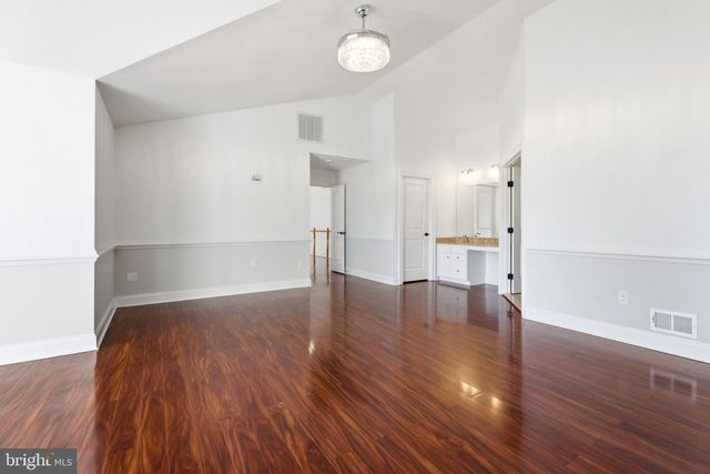 19114 OLD BALTIMORE RD, Brookeville, MD 20833