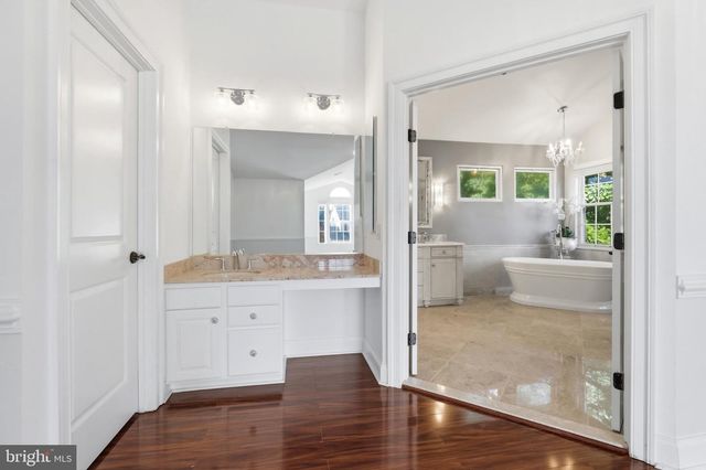 19114 OLD BALTIMORE RD, Brookeville, MD 20833