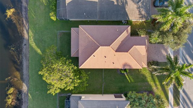 7673 Corkwood Ave, Boynton Beach, FL 33437