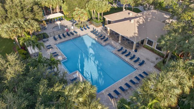 7673 Corkwood Ave, Boynton Beach, FL 33437