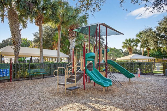 7673 Corkwood Ave, Boynton Beach, FL 33437