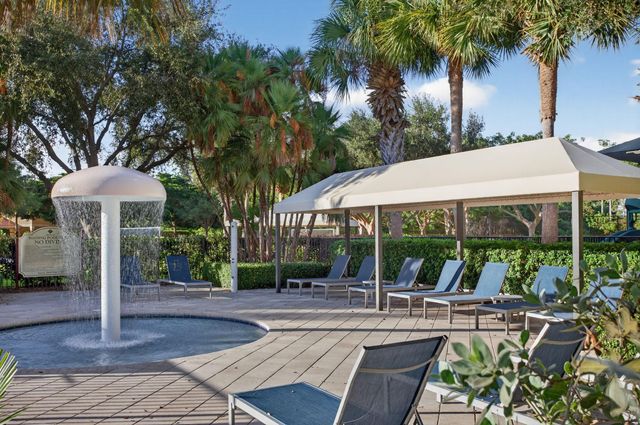 7673 Corkwood Ave, Boynton Beach, FL 33437