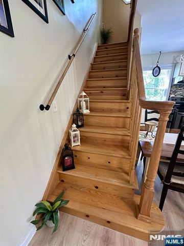 13 Oak Street, Wanaque, NJ 07420