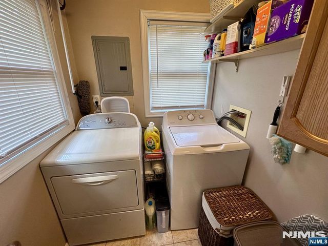 13 Oak Street, Wanaque, NJ 07420