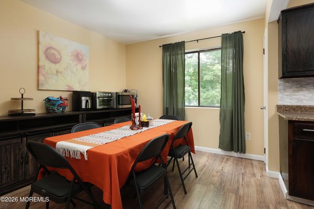 253 Clubhouse Drive, Middletown, NJ 07748