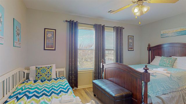 905 Sage Road, Crystal Beach, TX 77650
