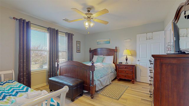 905 Sage Road, Crystal Beach, TX 77650