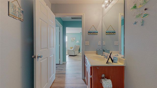 905 Sage Road, Crystal Beach, TX 77650