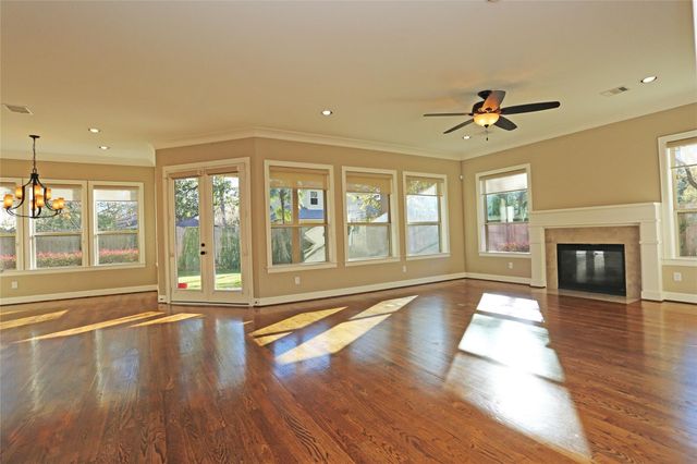 1611 Wakefield Drive, Houston, TX 77018