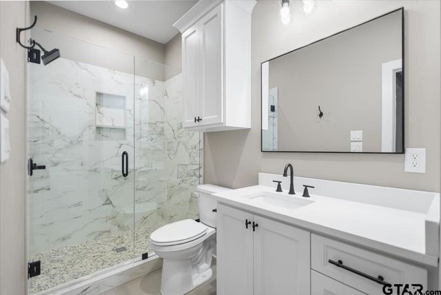 13861 FM 2868, Flint, TX 75762