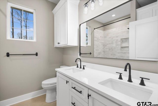 13861 FM 2868, Flint, TX 75762