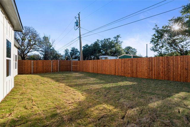 3632 Arrowhead Circle, Granbury, TX 76048
