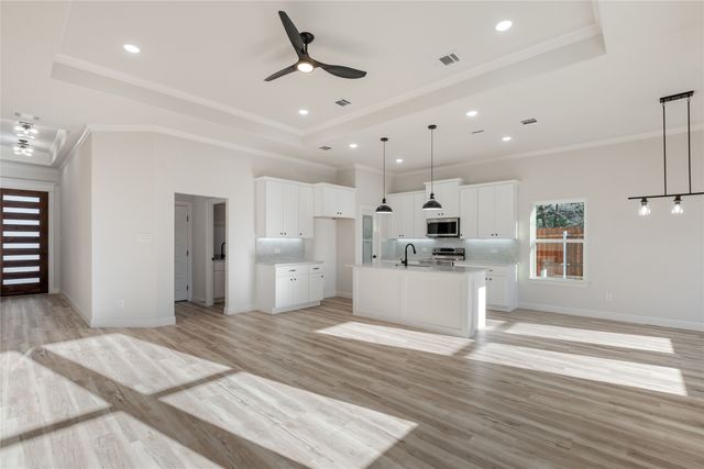 3632 Arrowhead Circle, Granbury, TX 76048