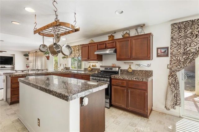 1665 Jade Moon Lane, Beaumont, CA 92223