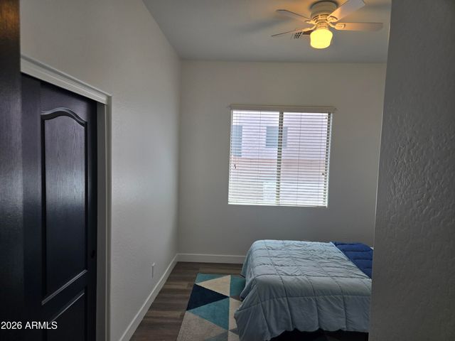 6423 W Silver Sage Lane, Phoenix, AZ 85083