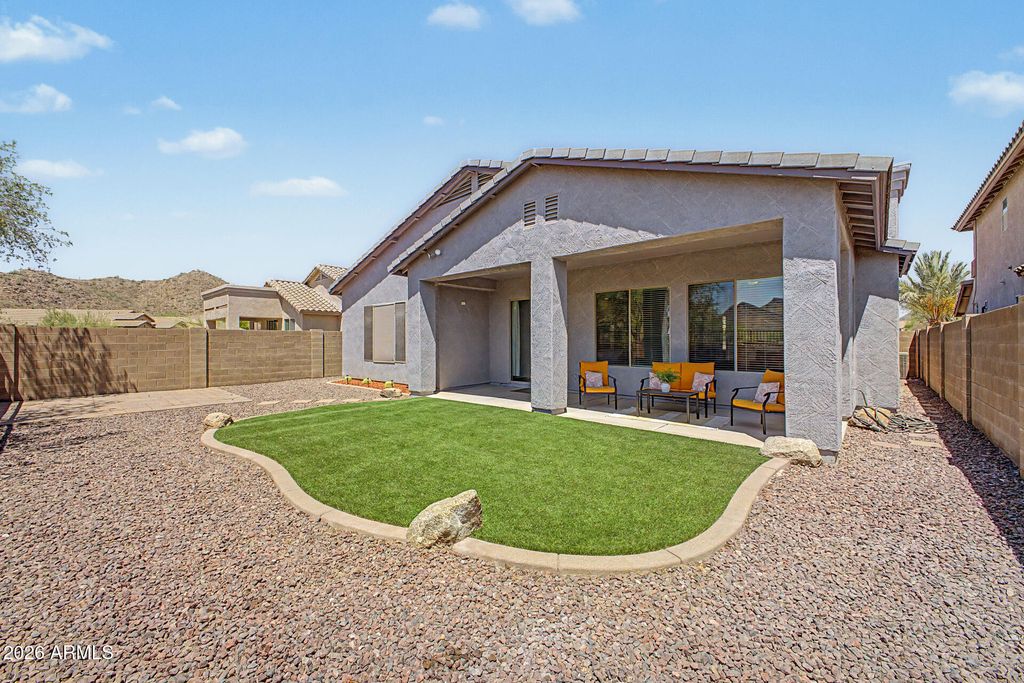 Image 31 of property listing at 6423 W Silver Sage Lane, Phoenix, AZ 85083