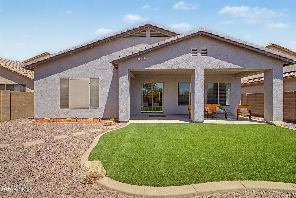 Image 32 of property listing at 6423 W Silver Sage Lane, Phoenix, AZ 85083
