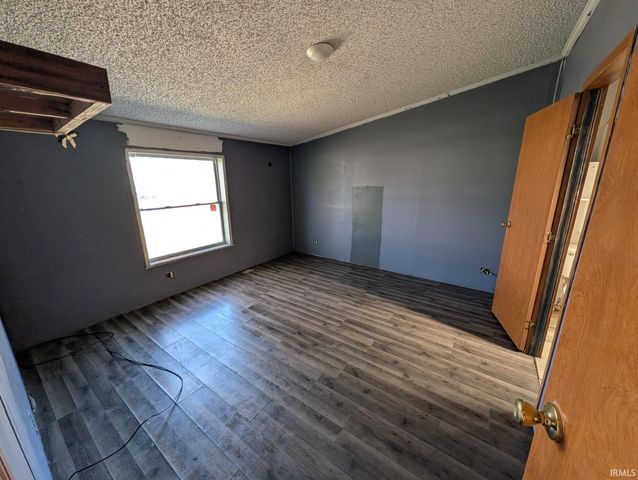 30800 Oaksprings Drive, Granger, IN 46530