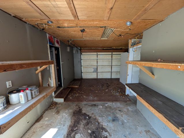 30800 Oaksprings Drive, Granger, IN 46530