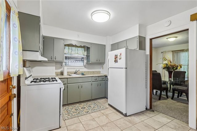 636 Polk Avenue, Akron, OH 44314