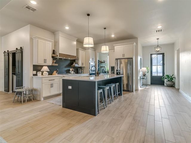 1417 Mason Lane, Edmond, OK 73034