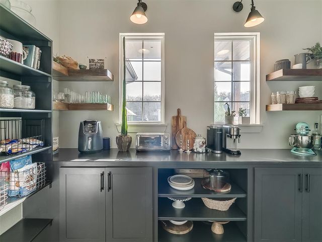 1417 Mason Lane, Edmond, OK 73034