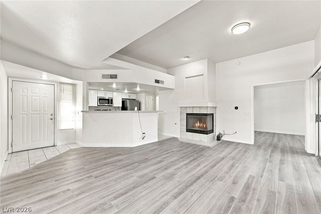 7400 West Flamingo Road 2013, Las Vegas, NV 89147 — photo 2