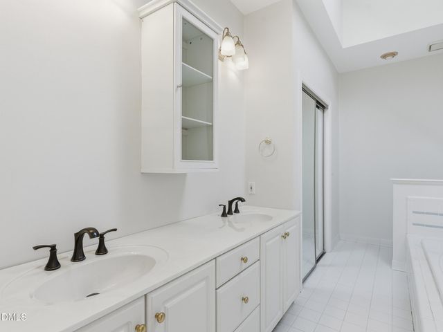 111 Windrock Lane, Cary, NC 27518