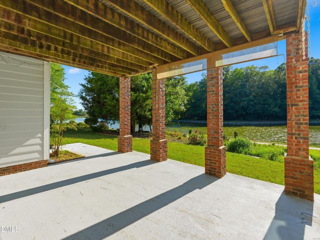 111 Windrock Lane, Cary, NC 27518