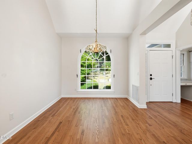 111 Windrock Lane, Cary, NC 27518