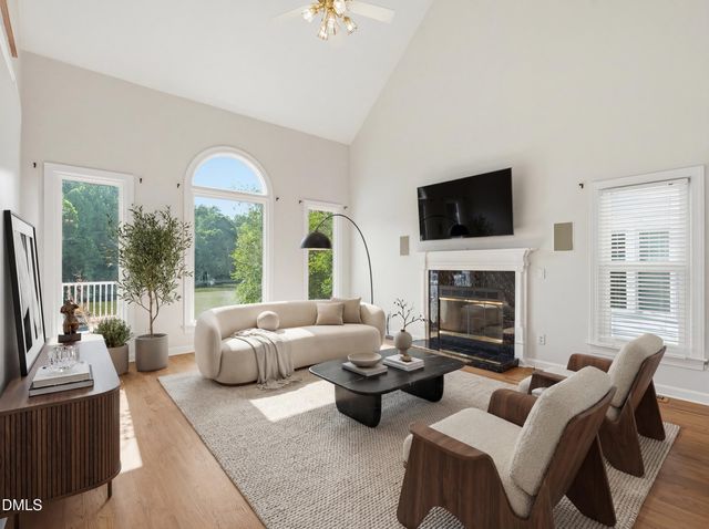 111 Windrock Lane, Cary, NC 27518