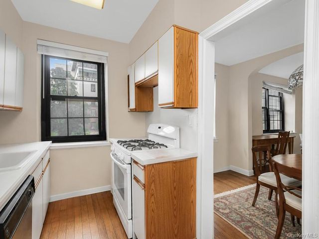 1273 North Avenue 2E, New Rochelle, NY 10804