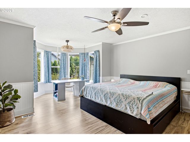 13154 Se 137TH Dr, Happy Valley, OR 97086
