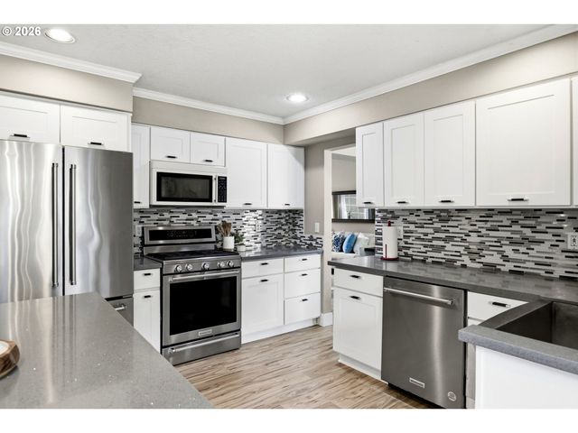 13154 Se 137TH Dr, Happy Valley, OR 97086