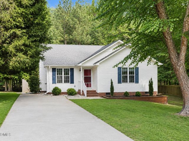 117 Gracie Lane, Clayton, NC 27520