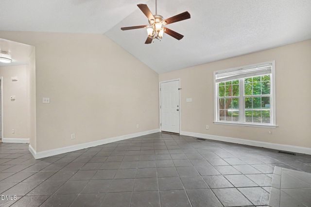 117 Gracie Lane, Clayton, NC 27520